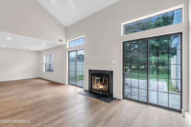 Building Photo - 50 Gimbel Pl