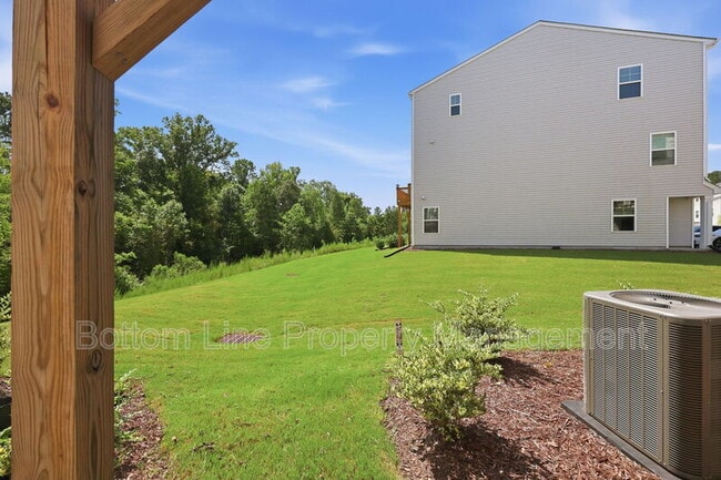 Building Photo - 1204 Lily Loch Wy
