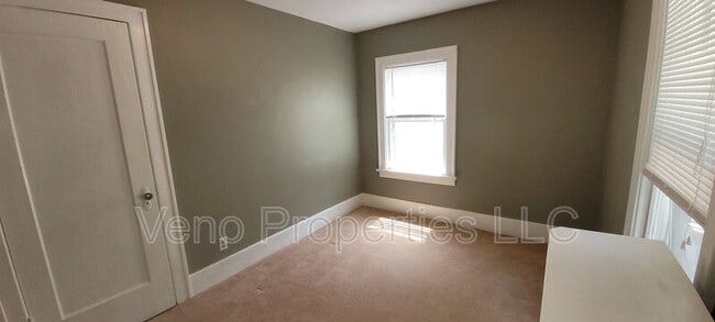 Building Photo - 745 Central Pkwy