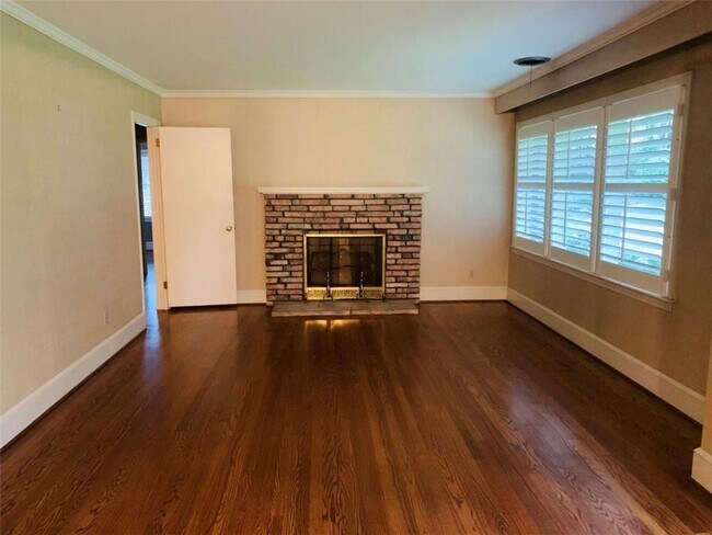 Building Photo - 3543 Simpson Farm Dr SE