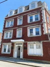 Building Photo - 96 Green St
