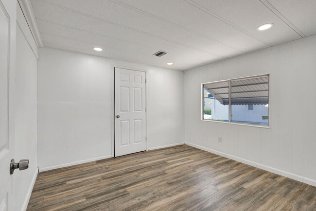 Building Photo - 4072 74th St N