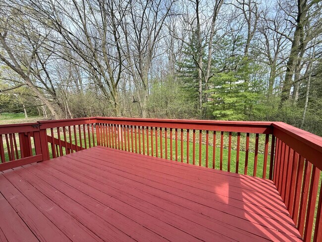 Building Photo - 2636 Shefman Terrace