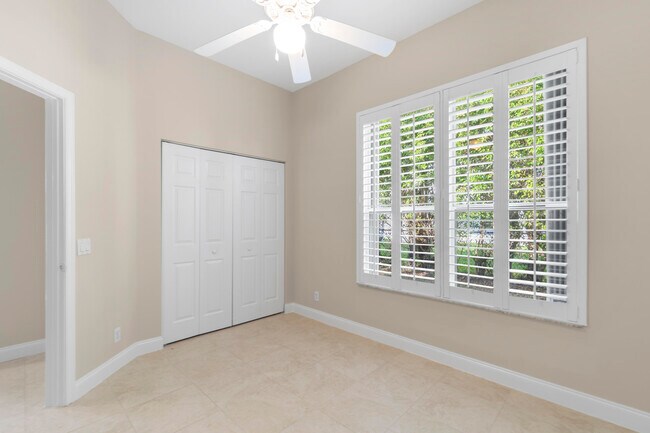 Building Photo - 6659 Conch Ct