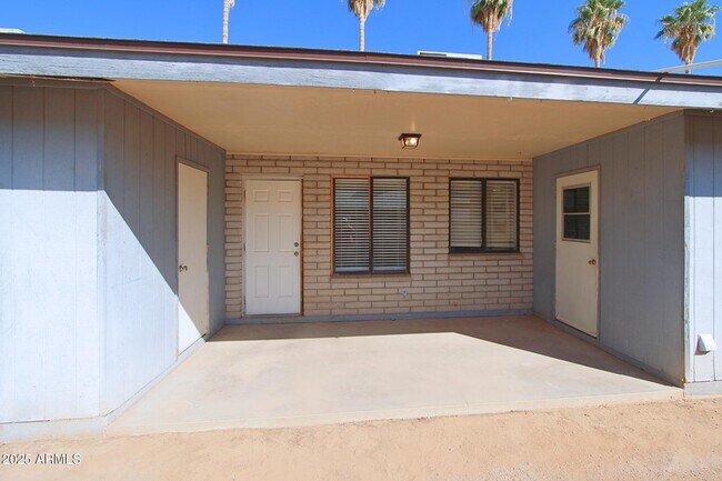 Building Photo - 4704 E Caballero St