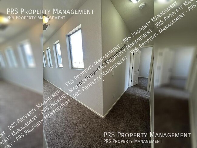 Building Photo - 3651 E Sundance Ave