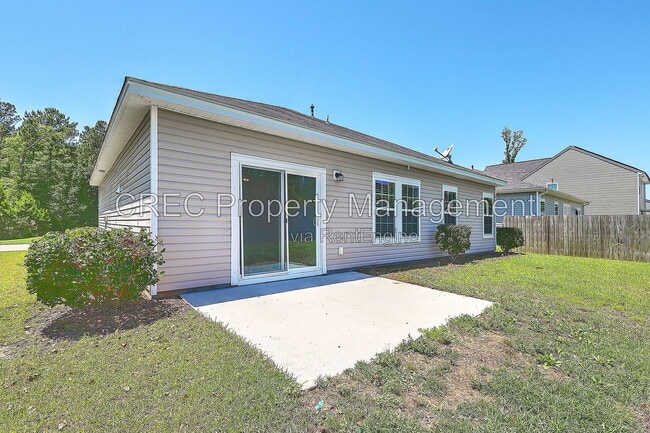Building Photo - 9657 Spencer Woods Rd