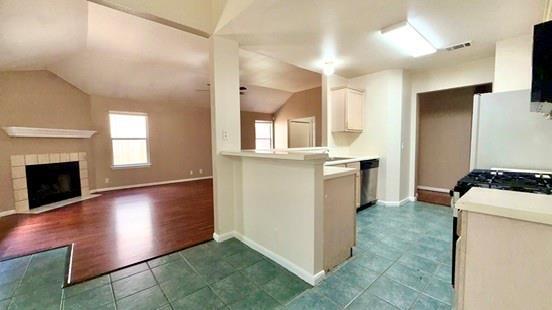 Building Photo - 14700 Menifee St