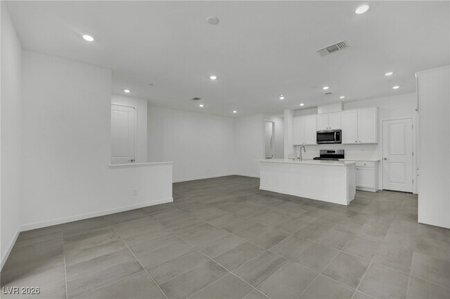 Building Photo - 11476 Panoledge Ave