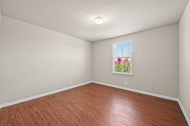 Building Photo - 1804 Colorado Bend Dr