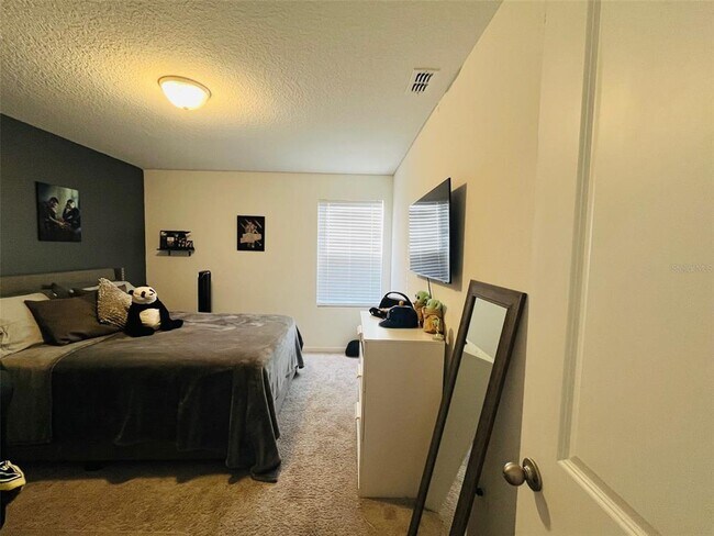 Building Photo - 2149 Treasure Hill St