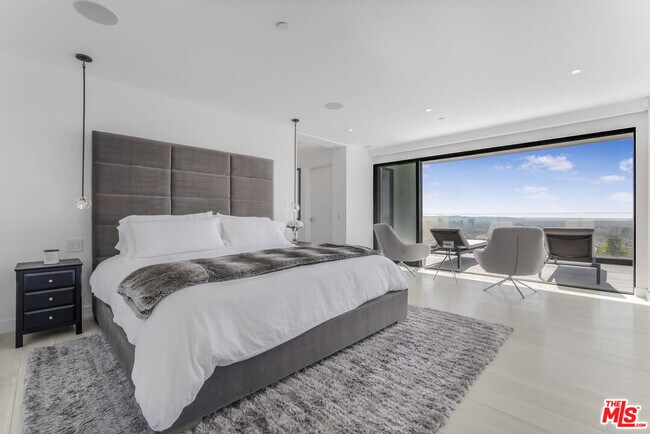 Building Photo - 1600 Marlay Dr