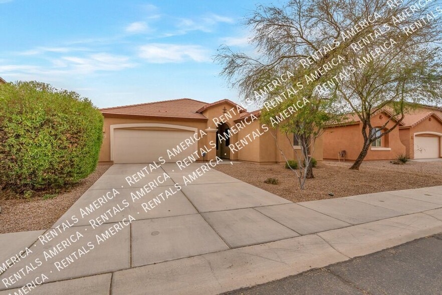 Building Photo - 8431 N Mountain Stone Pine Way