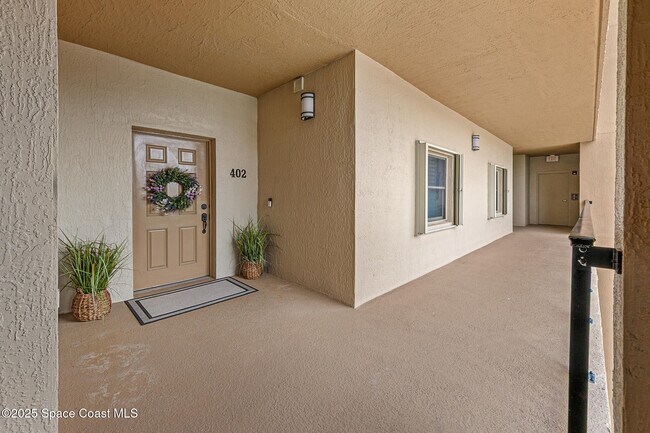 Building Photo - 29 Riverside Dr