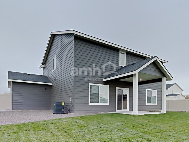 Building Photo - 9401 W Chino St