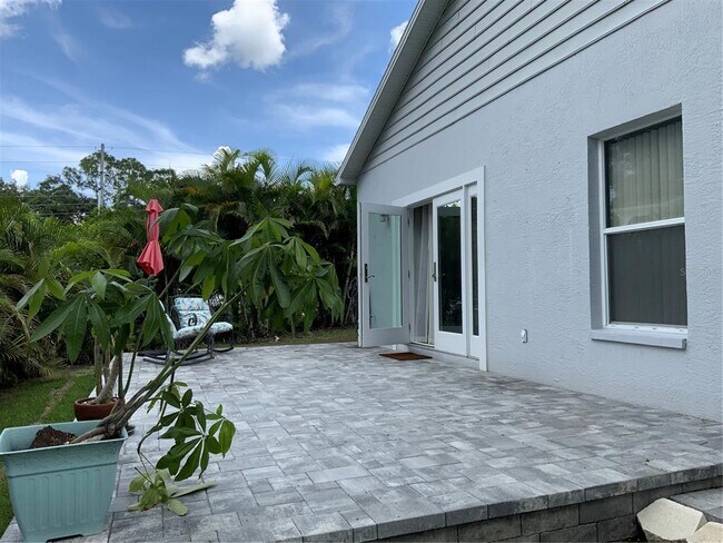 Building Photo - 1594 Coastal Pl