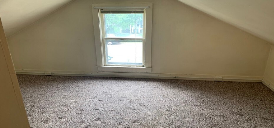 Building Photo - 740 Water St