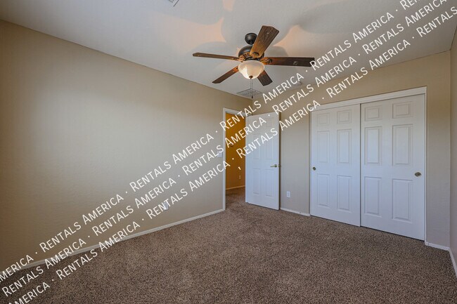 Building Photo - 39821 N Thunder Hills Ln