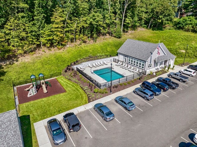 Building Photo - 159 Dunham St