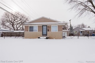 Building Photo - 14960 Alberta Ave