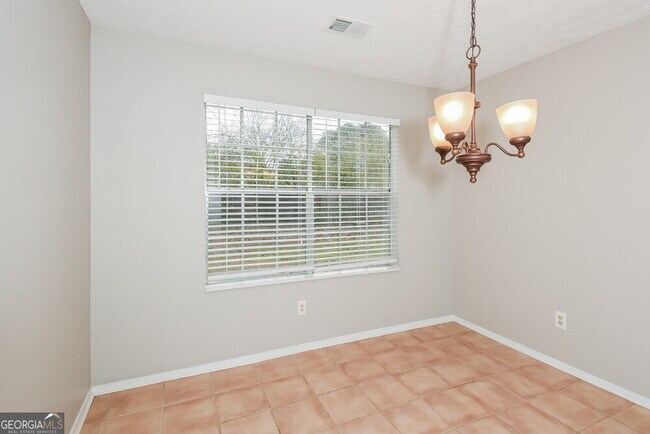 Building Photo - 1630 Carrie Spring