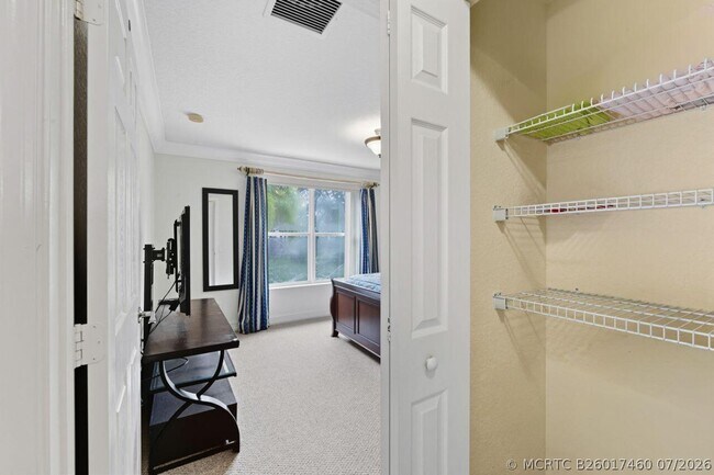 Building Photo - 8492 Breezy Oak Way