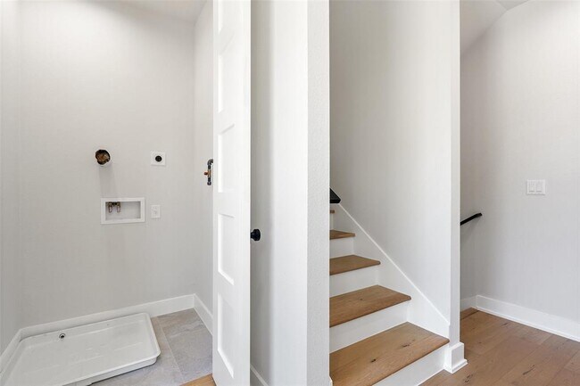 Building Photo - 5109 Stone Gate Dr