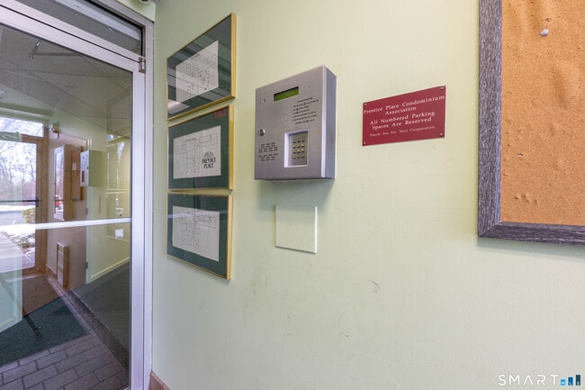 Building Photo - 319 New Britain Rd