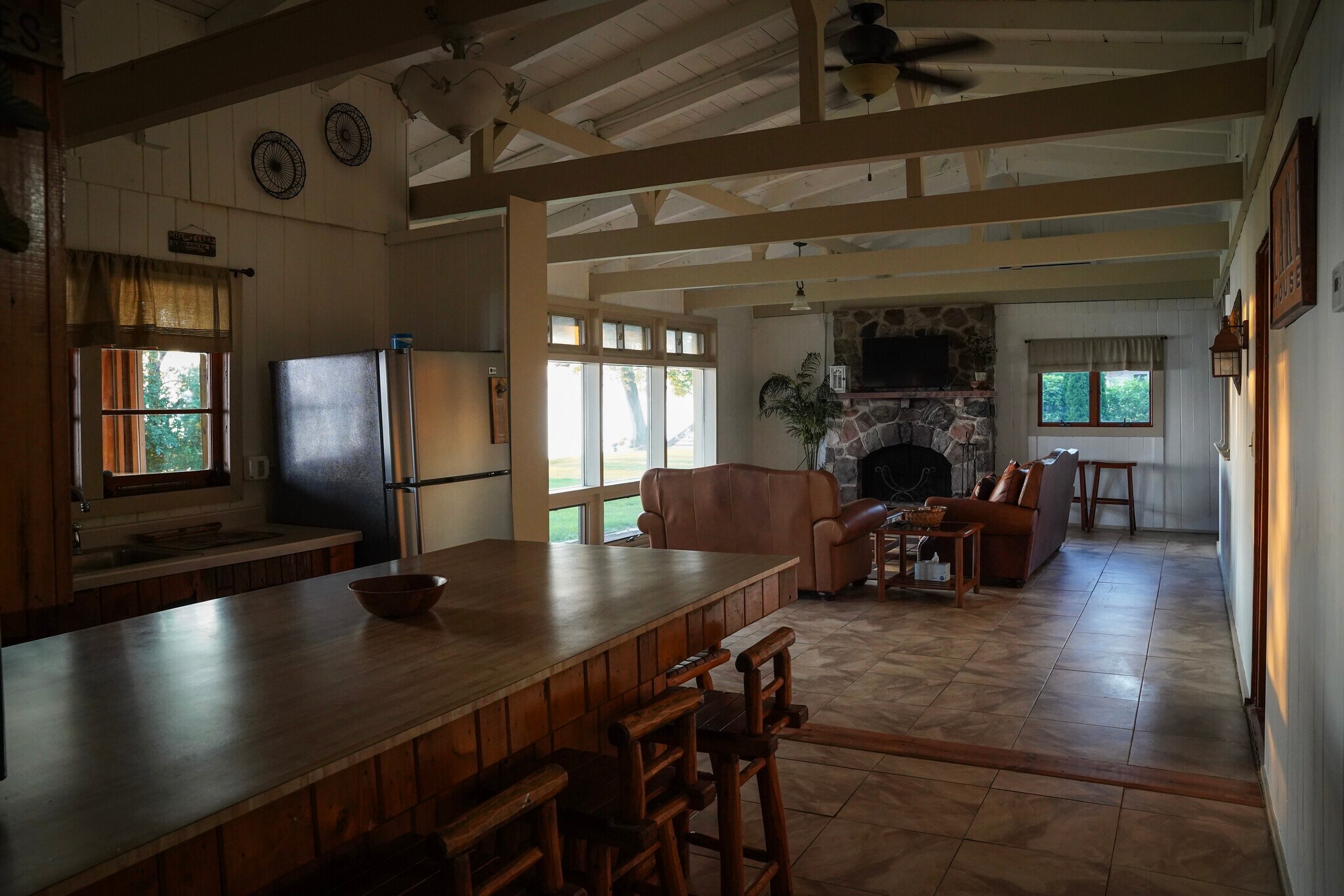 Building Photo - N3203 Ecker Lakeland Dr