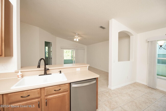 Building Photo - 3446 Hoofprint Dr