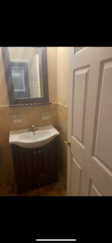 Building Photo - 29-31-31 22nd Ave