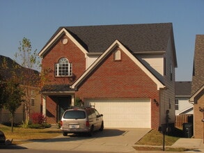 Building Photo - COMING SOON-BEAUTIFUL ALL ELECTRIC HOME in Polo Club!  2-Car Garage, W/D Included!