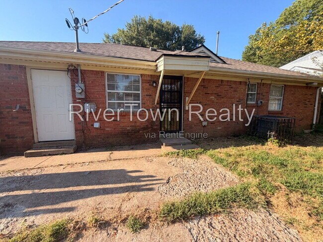 Building Photo - 4106 Navaho Ave