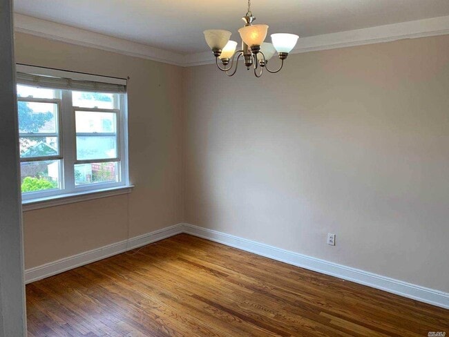 Building Photo - 141-18 Booth Memorial Ave