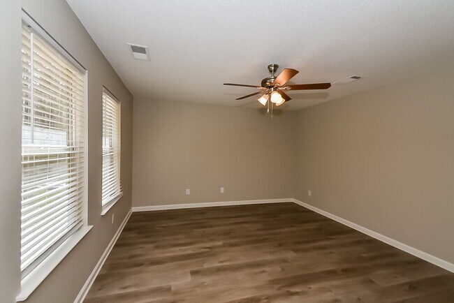 Building Photo - 314 Amhurst Pkwy
