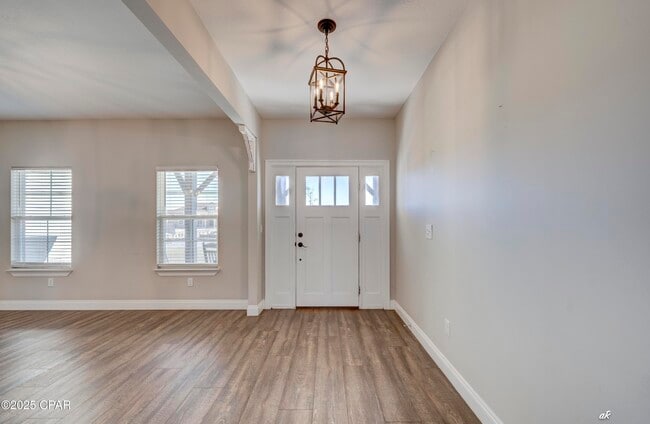 Building Photo - 742 Vista del Sol Ln