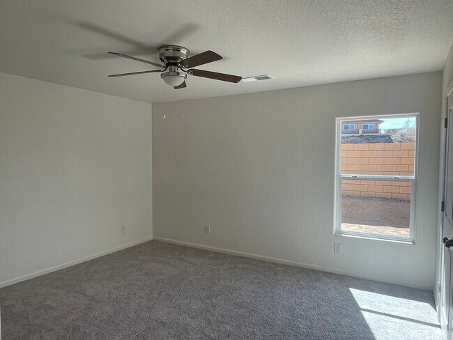 Building Photo - 2446 River Valley Cir