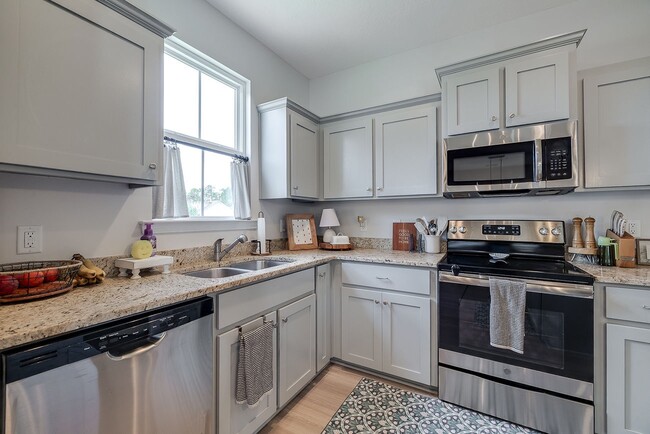Building Photo - 106 Cobbleton Dr