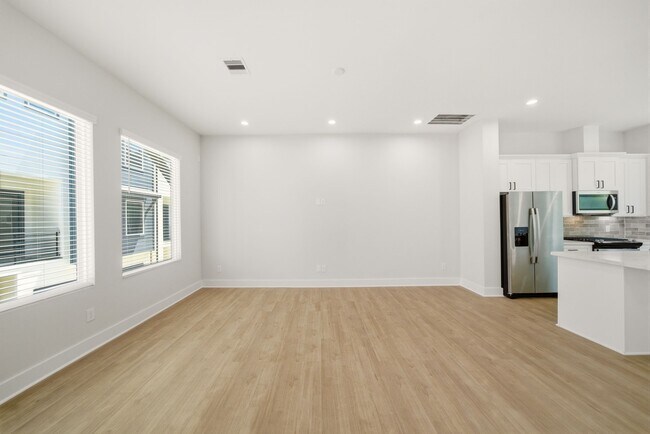 Building Photo - 1400 Cedar Post Ln