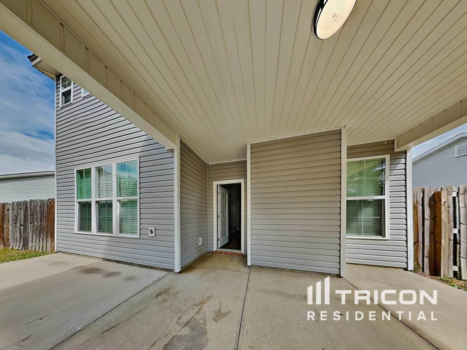 Building Photo - 729 Goodale Dr