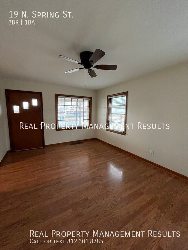 Building Photo - 3 Bedroom, 1 Bath Home East Side