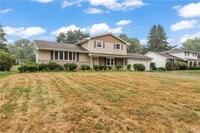 Building Photo - 75 Old Meadow Dr
