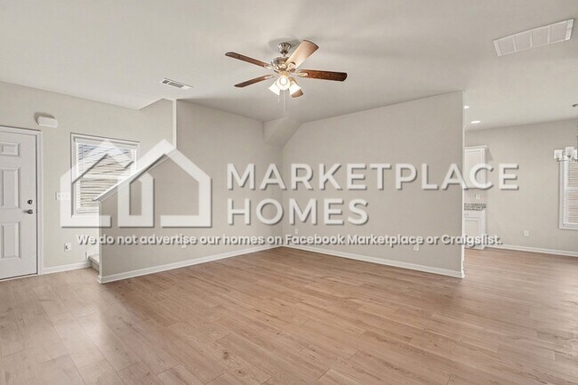 Building Photo - 212 W L Miller Dr