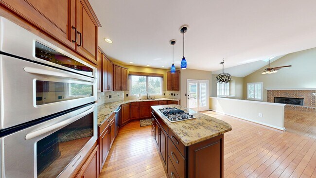 Building Photo - 43799 Abbott Pl