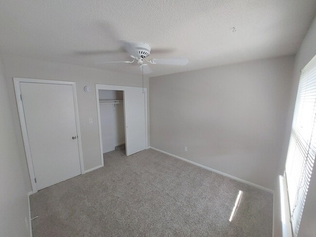 Building Photo - 804 Biltmore Dr