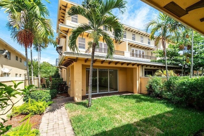 Building Photo - 811 S Federal Hwy