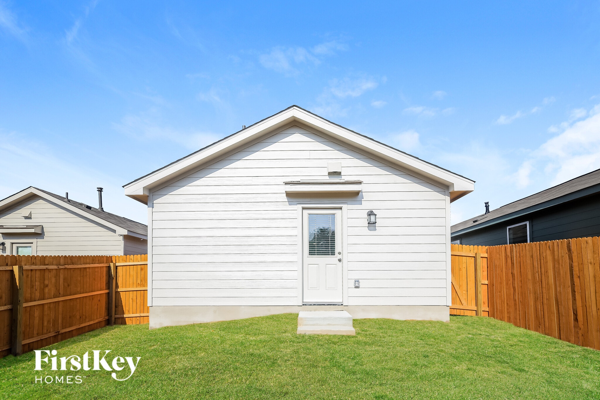 Building Photo - 8323 Piedra Medina