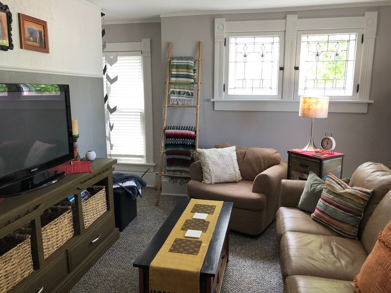 TVs in each room - 1216 Central Ave