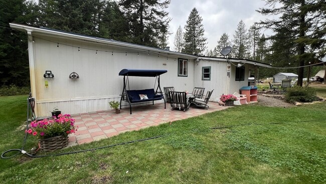 Building Photo - 39210 N Ponderosa Ln