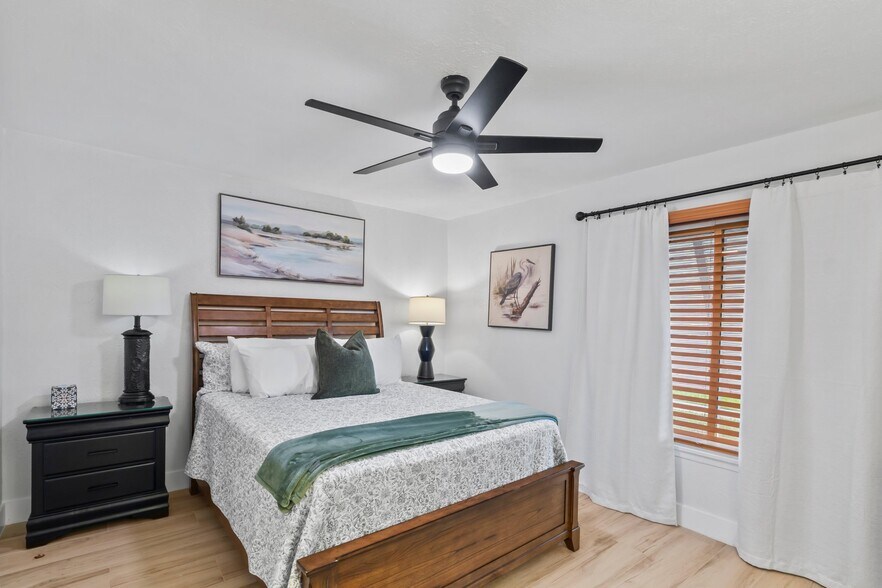 Building Photo - 3715 42nd Way S